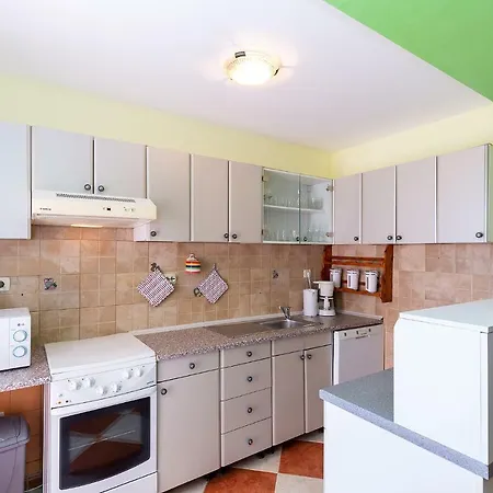 Carlos Apartamento *